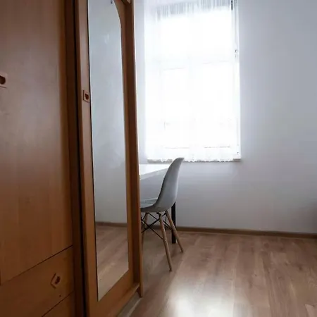 Pod Katedra W Gnieznie Lejlighed *