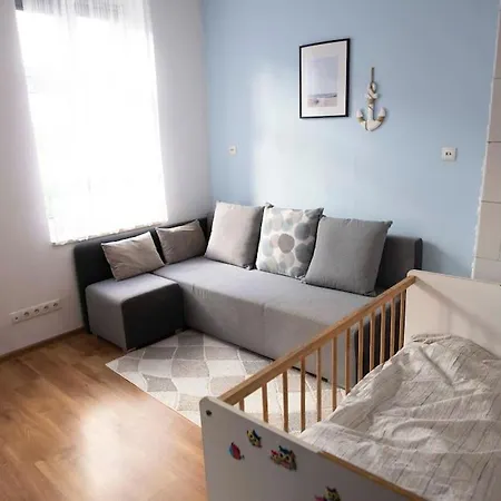 Pod Katedra W Gnieznie شقة